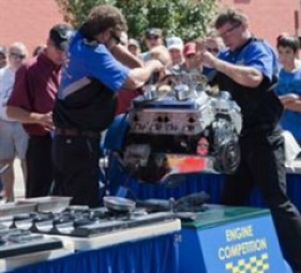 SCC engine-build team breaks record twice in 35 days