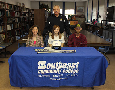 Softball Signings bring in two new faces