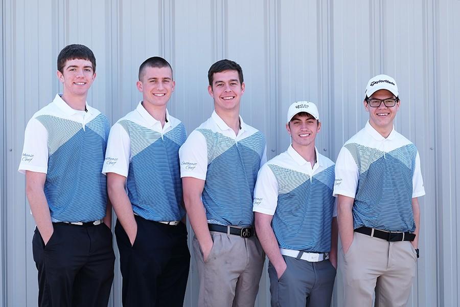 The 2014-15 SCC mens golf team, from left: Chad Manes, Clayton Peterson, Ronan Higgins, Leighton Thomas, and Lane Gascoigne.
